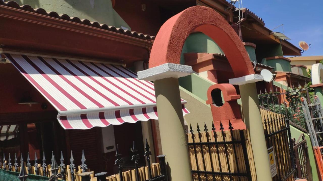 La Casa Dei Poeti Βίλα Villasimius Εξωτερικό φωτογραφία